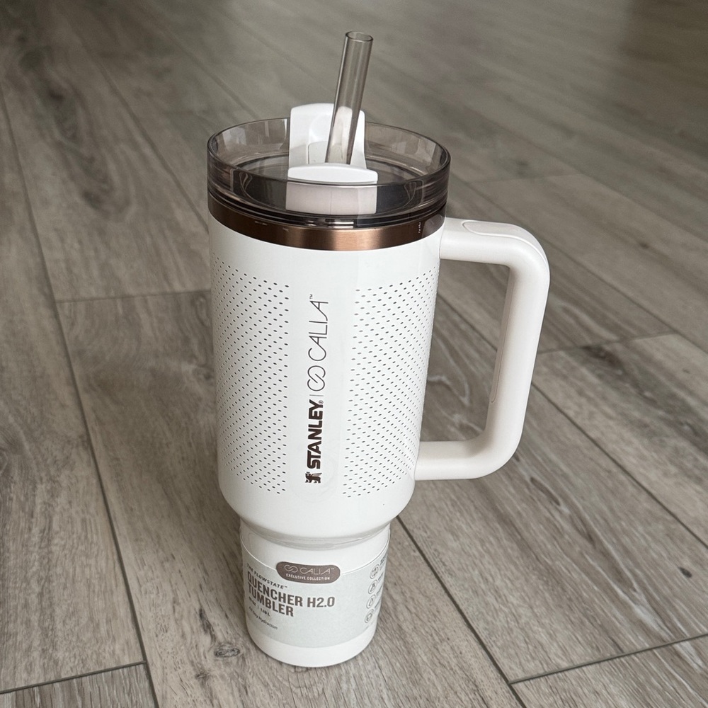 Stanley / Calia exclusive Cream Tumbler with Handle and Straw